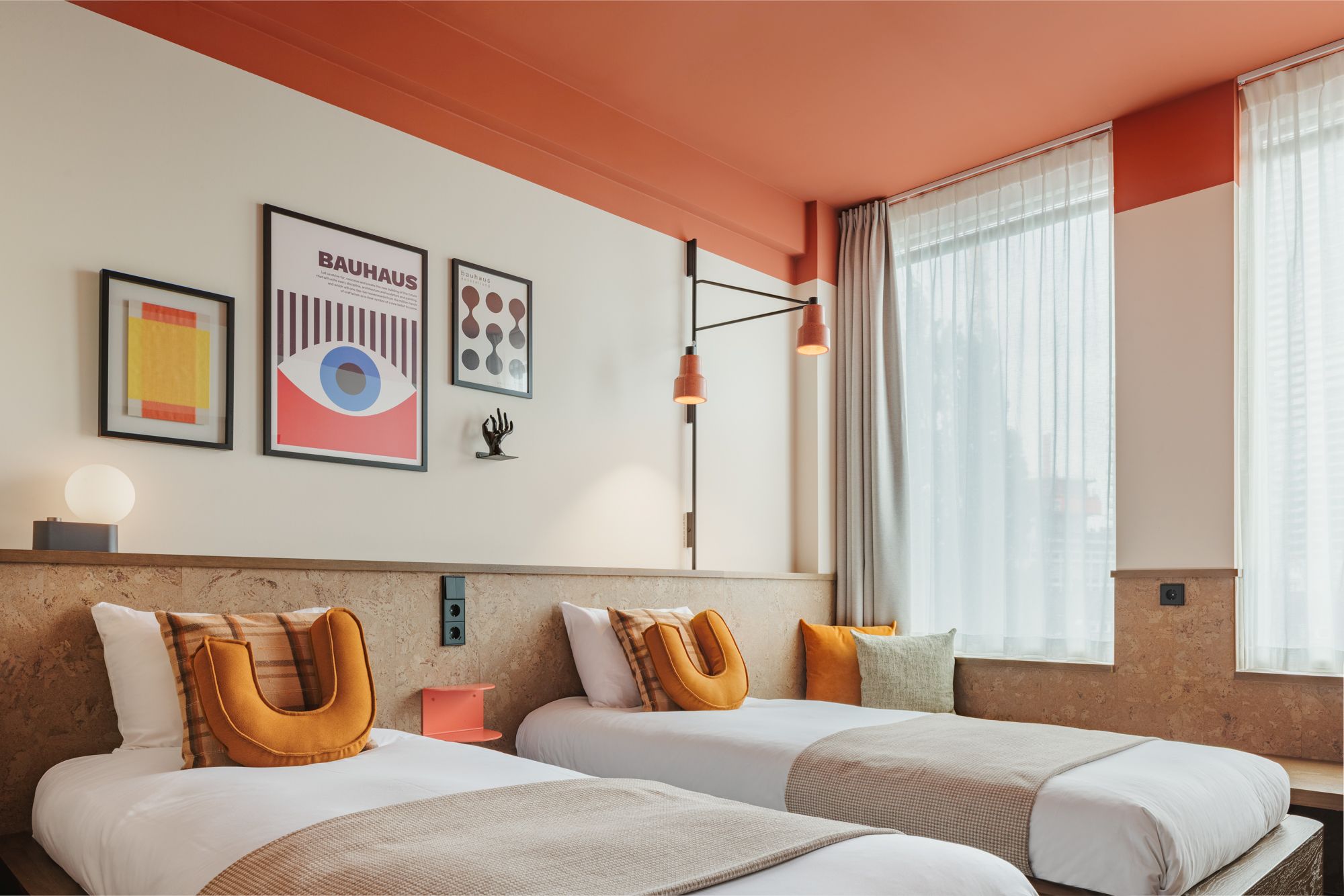 The Twin Plus Room at The Usual Rotterdam City Centre