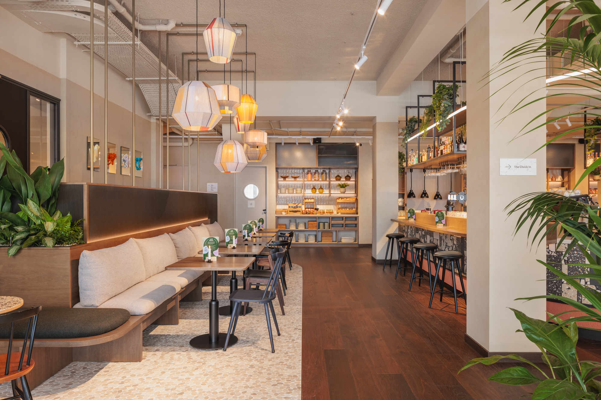 the u bar at the usual