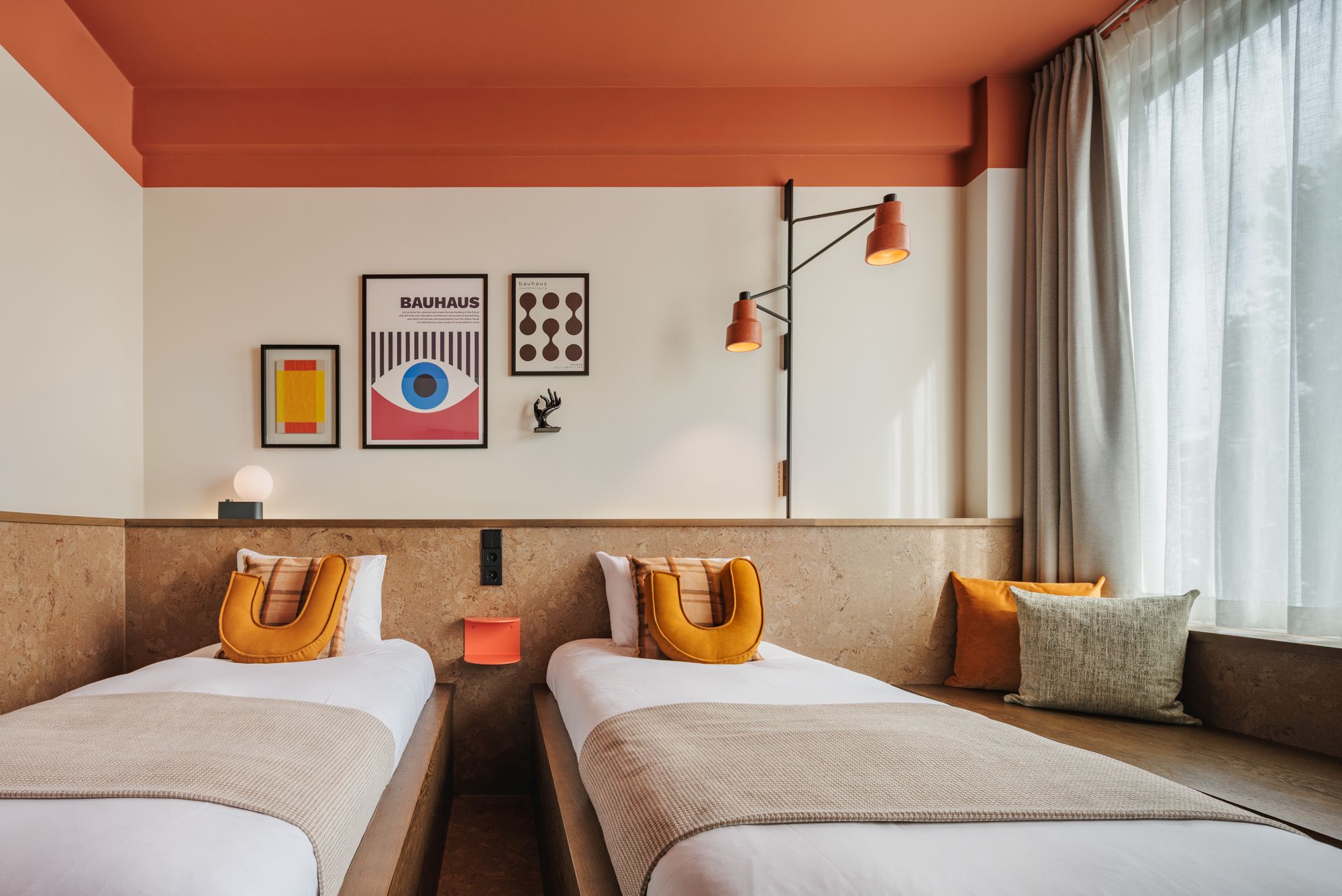 The Twin Plus Room at The Usual Rotterdam City Centre